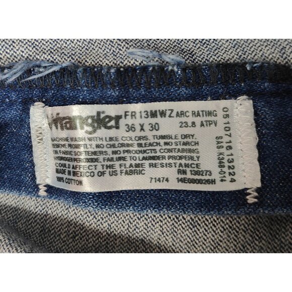 Wrangler Mens Flame Resistant Jeans Size 36x30 Original Fit 100% Cotton Denim - Picture 4 of 5